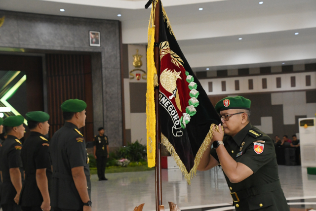 Pangdam IV/Diponegoro Pimpin Tradisi Dan Serah Terima Jabatan Di Balai ...