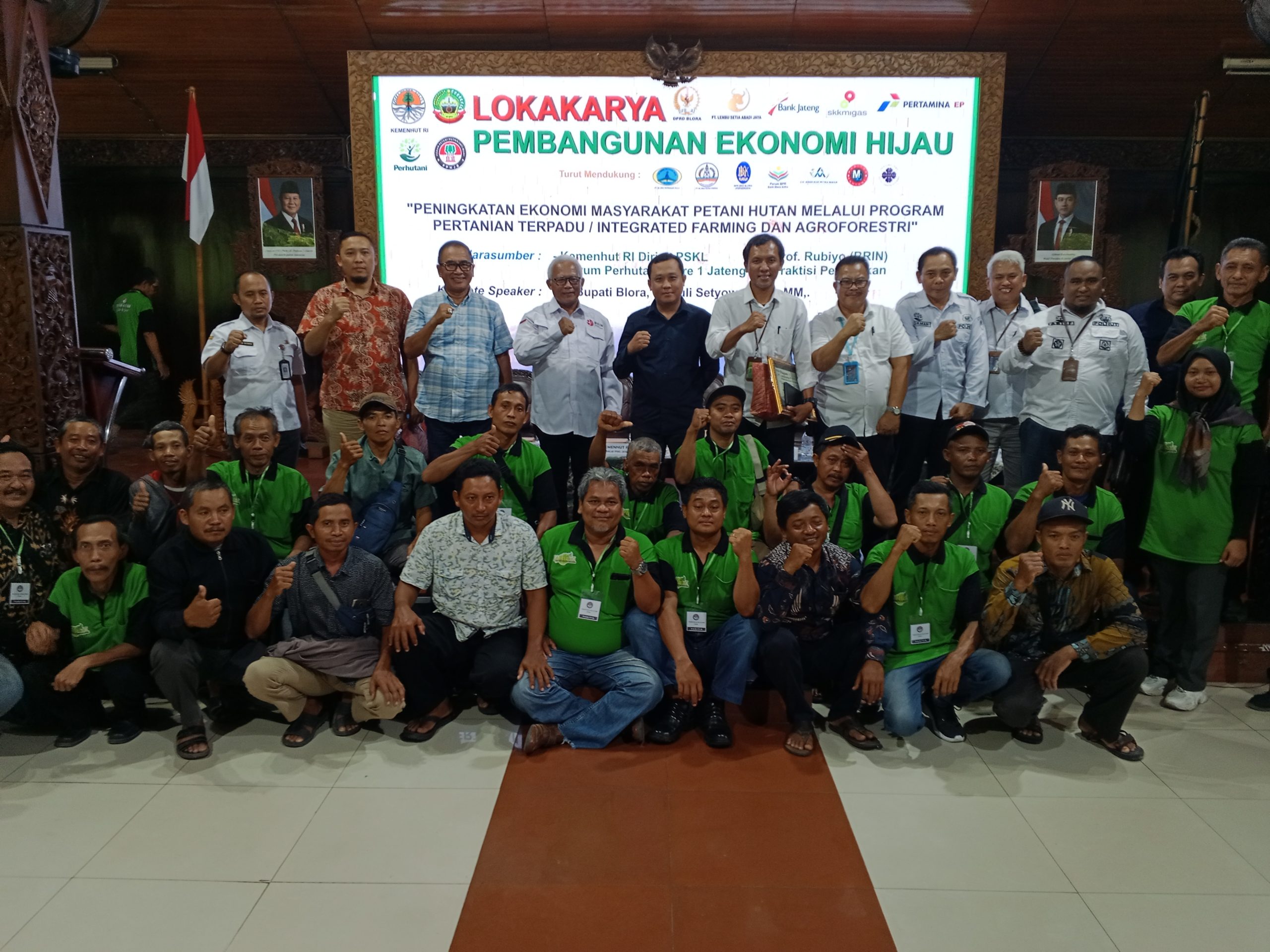 Foto bersama Peserta dan Pembicara